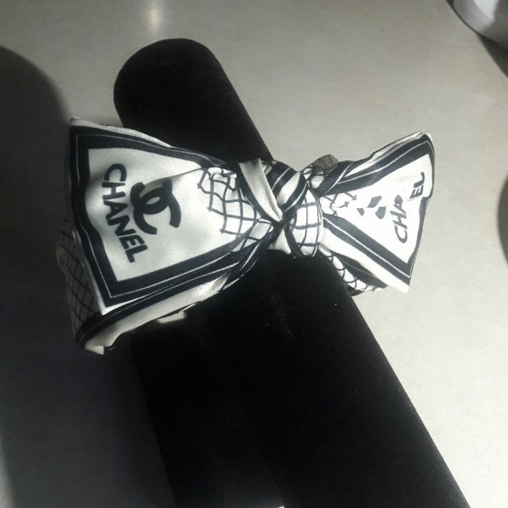 New signature inspired headband